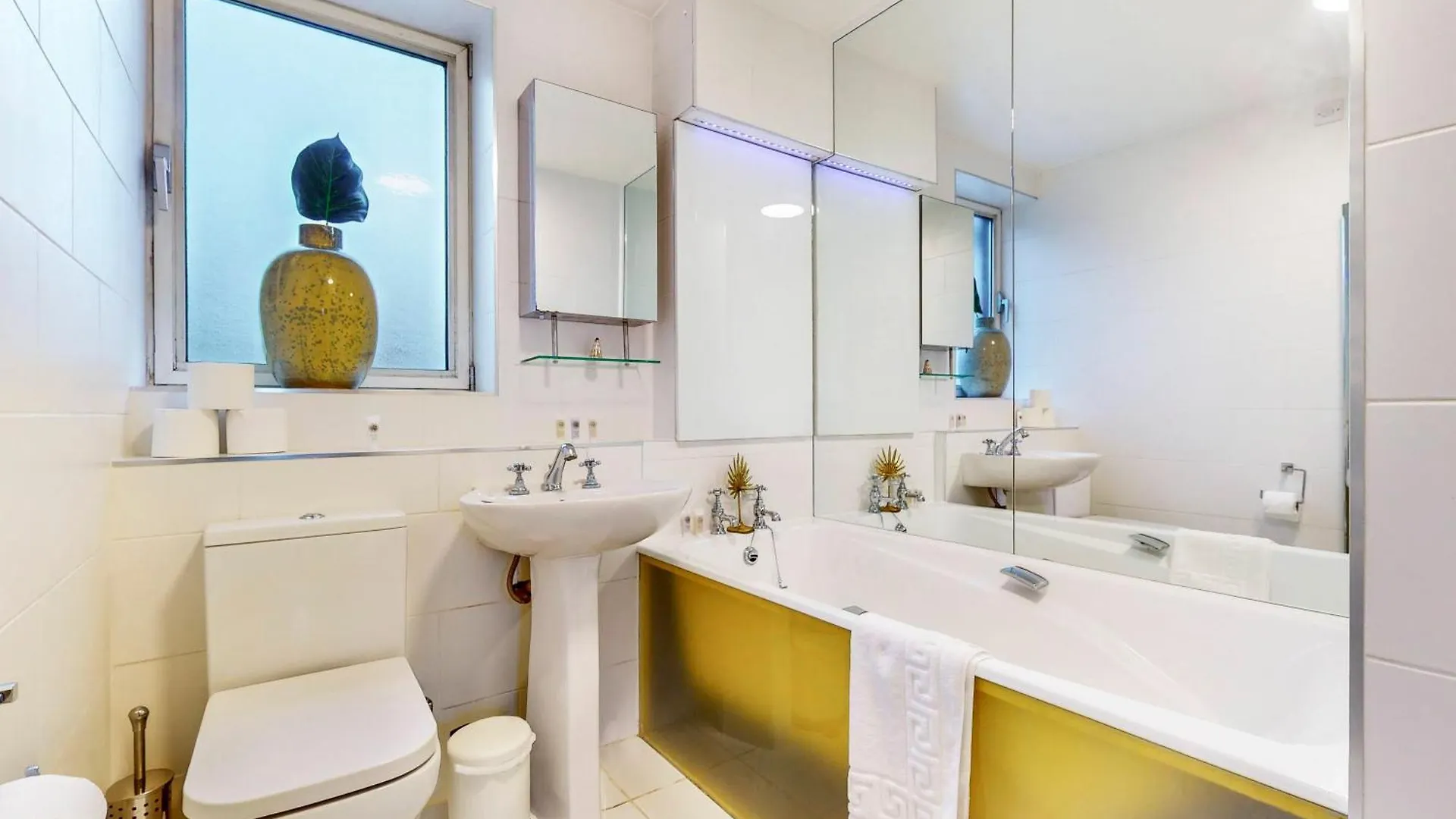 1Bed Flat With Parking And Balcony With View Of The Wharf Apartment London 0*,